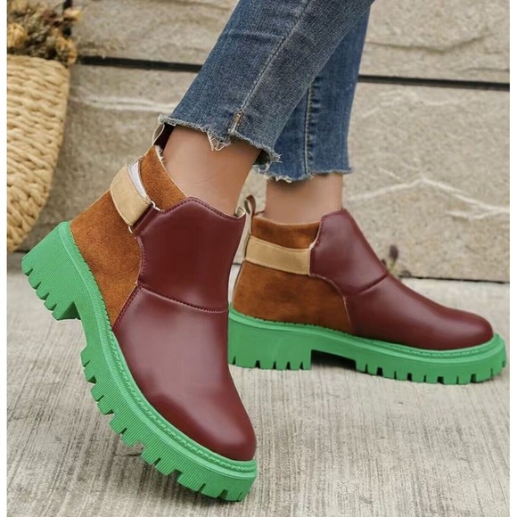 SOLE Shoes - Women’s Platform Ankle Boots Size 8.5 Round Toe Splicing Lug Sole Shoes Unique